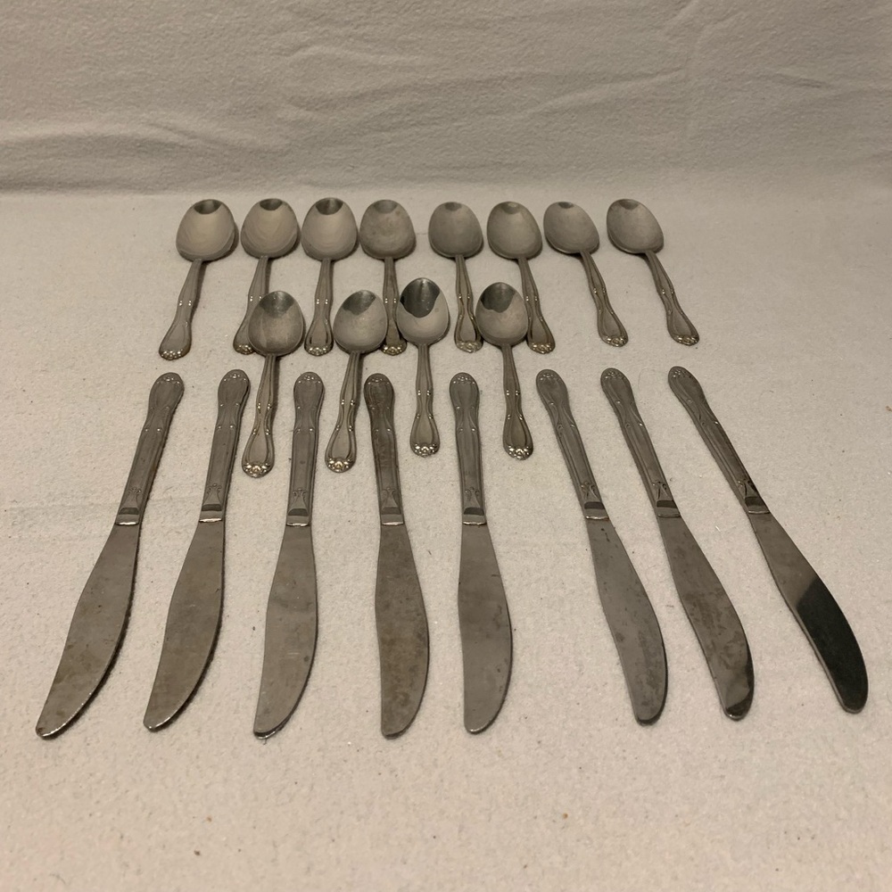 Americana Products Stainless Flatware Set - butter knives and spoons